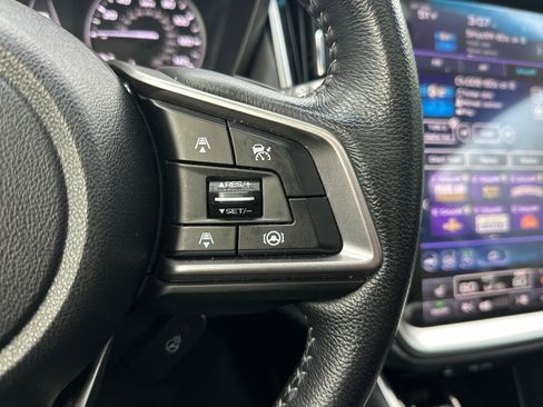 Used 2021 Subaru Outback Limited image 32