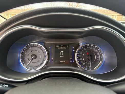 Used 2016 Chrysler 200 Limited image 13