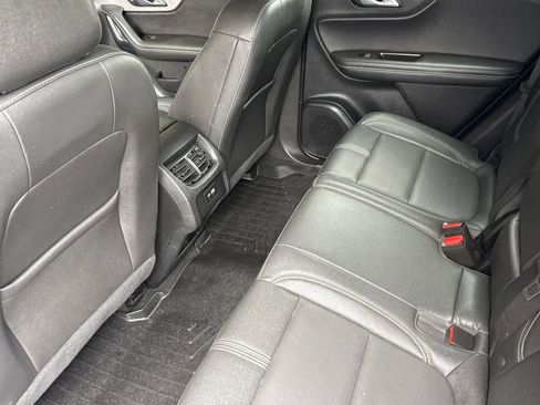 Used 2023 Chevrolet Blazer LT AWD/4WD image 12