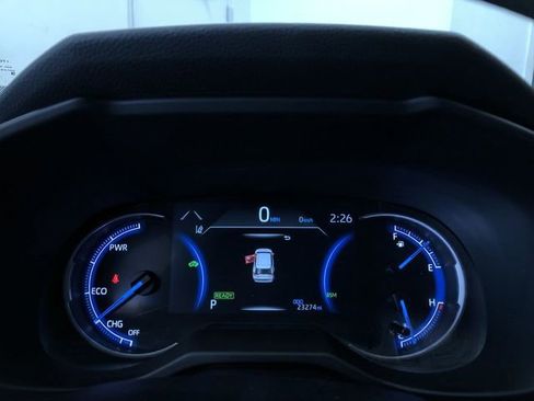Used 2025 Toyota RAV4 XLE AWD/4WD image 27