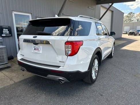 Used 2021 Ford Explorer Limited w/ Hybrid Equipment Group 310A image 4