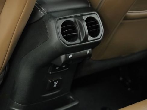 Used 2022 Jeep Wrangler Unlimited Sahara w/ Cold Weather Group image 33