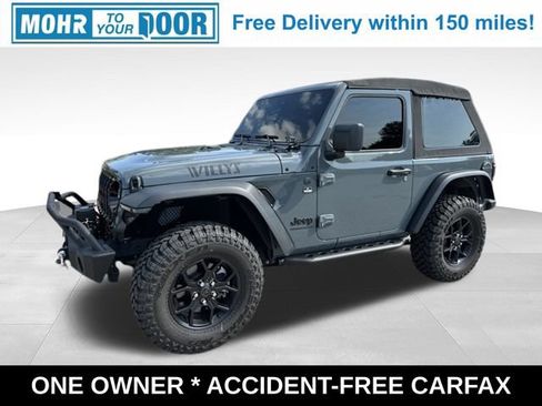 Used 2025 Jeep Wrangler Sport AWD/4WD image 2