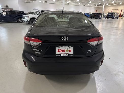 Used 2026 Toyota Corolla LE w/ LE Premium Package FWD image 7
