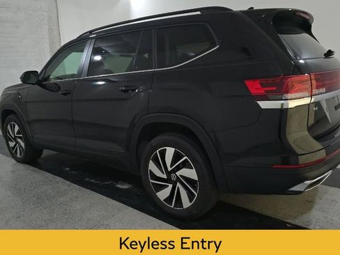 Used 2024 Volkswagen Atlas SE image 6