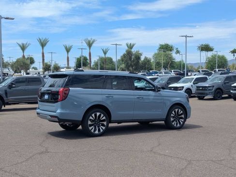 New 2026 Ford Expedition Platinum w/ Driver's Package AWD/4WD image 6