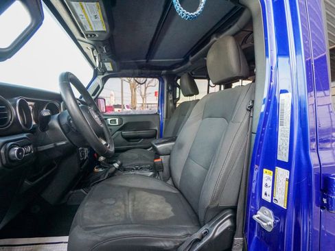 Used 2018 Jeep Wrangler Unlimited Sport S image 16