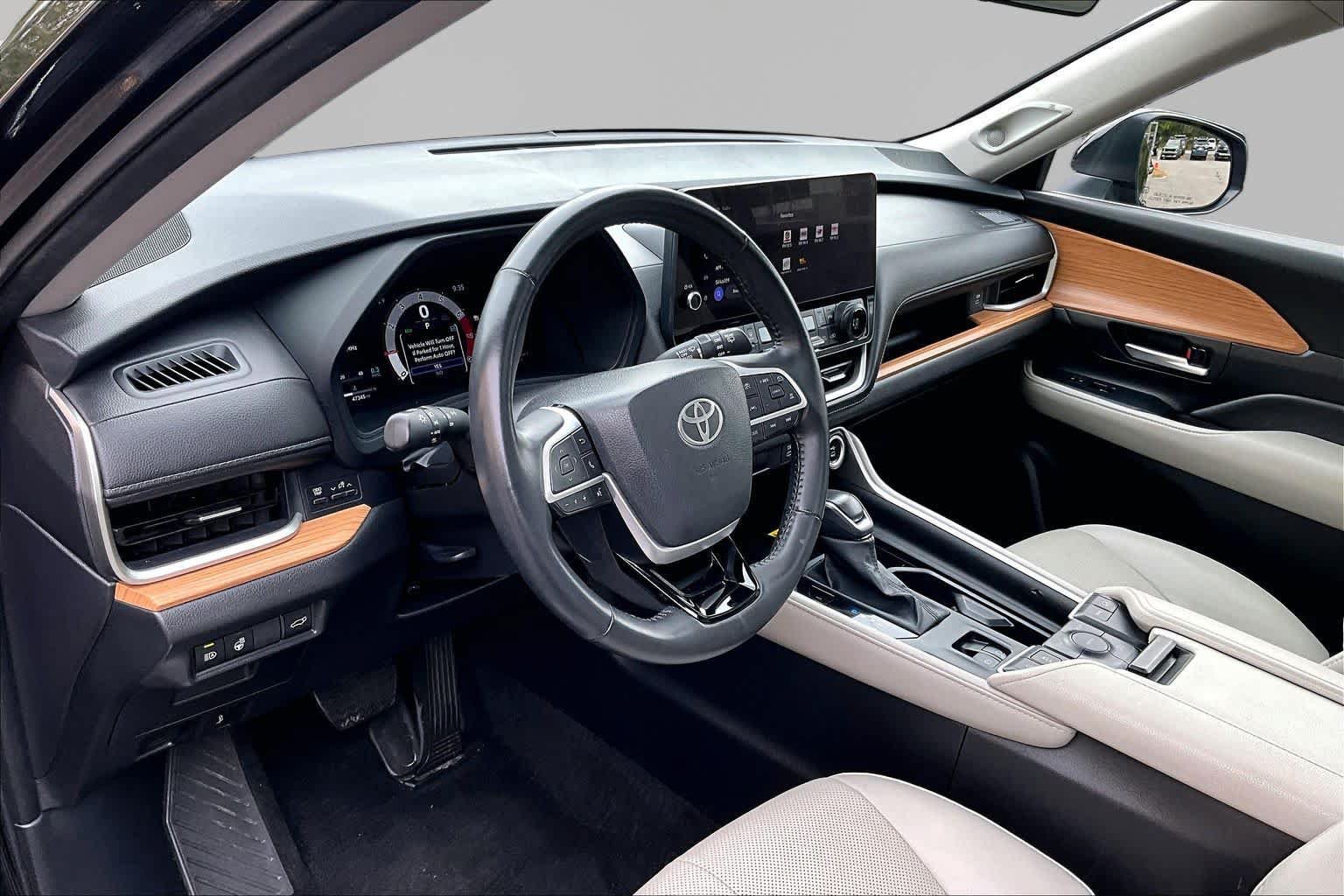 Certified 2025 Toyota Grand Highlander AWD image 18