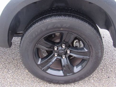 Used 2024 RAM 1500 Classic Warlock image 9