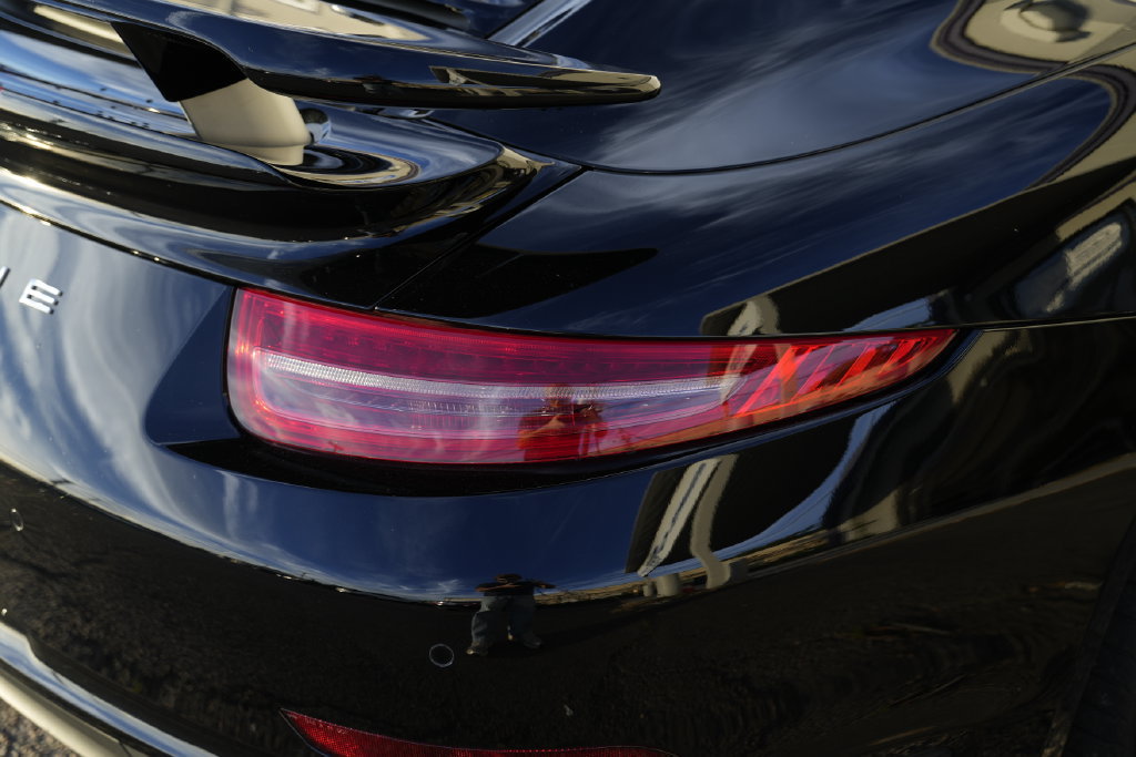 Used 2014 Porsche 911 Turbo S AWD/4WD image 33