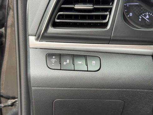 Used 2020 Hyundai Elantra SEL w/ Cargo Package (C1) image 18