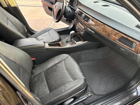 Used 2011 BMW 328i Sedan RWD image 9