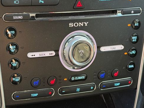 Used 2018 Ford Explorer Sport w/ Equipment Group 401A image 20