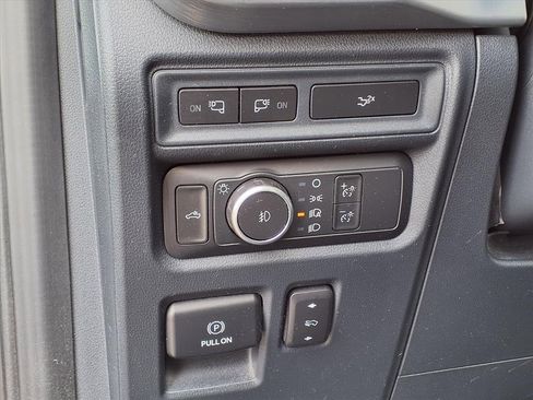 Used 2022 Ford F150 Lariat w/ Equipment Group 502A High image 33