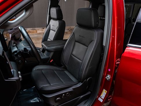 Used 2024 GMC Sierra 1500 Denali AWD/4WD image 30