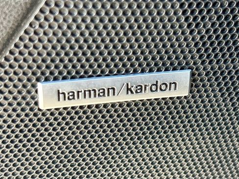 Used 2024 Subaru Crosstrek 2.5i Limited w/ Crosstrek Mirror Package image 19