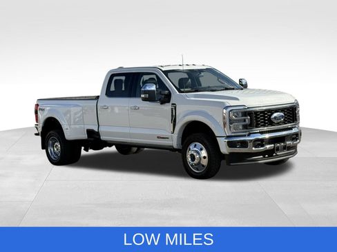 Used 2025 Ford F450 King Ranch w/ Chrome Package AWD/4WD image 12