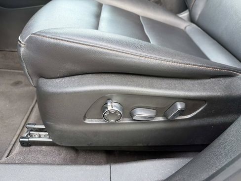 Used 2023 Cadillac XT4 Sport FWD image 13