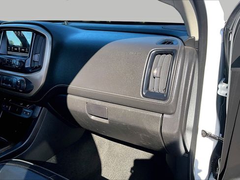 Used 2018 GMC Canyon Denali image 15