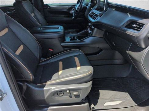 Used 2022 GMC Yukon XL AT4 AWD/4WD image 29