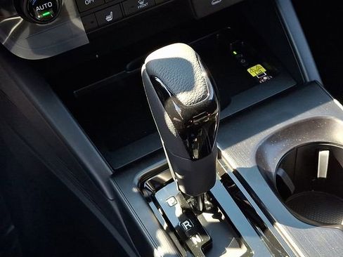 New 2026 Subaru Outback Limited image 8