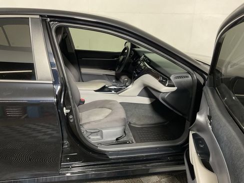 Used 2020 Toyota Camry LE w/ Convenience Package AWD/4WD image 36