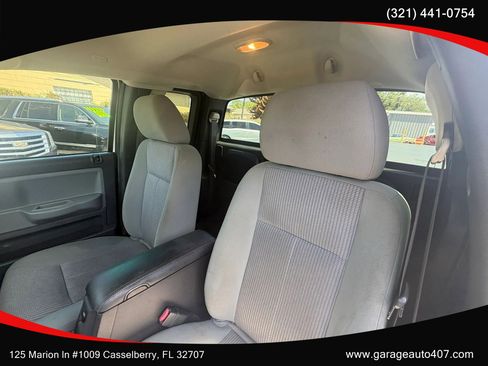 Used 2011 Dodge Dakota ST RWD image 12