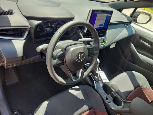 New 2026 Toyota Corolla SE w/ SE Package FWD image 7