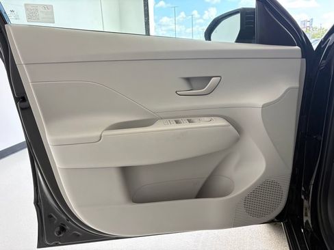 Used 2024 Hyundai Kona SEL FWD image 21