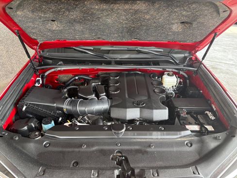 Used 2024 Toyota 4Runner TRD Off-Road image 55