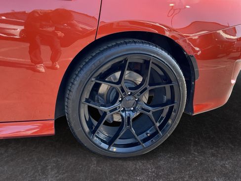 Used 2020 Dodge Charger Scat Pack w/ Plus Group RWD image 9