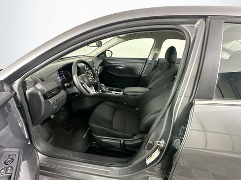 Used 2024 Nissan Sentra SV image 13