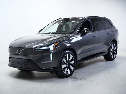 Used 2025 Volvo EX90 Plus AWD/4WD image 8