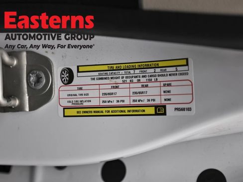 Used 2023 Chrysler Voyager LX FWD image 33