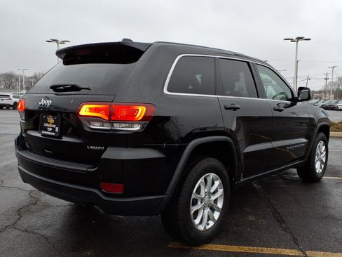 Used 2022 Jeep Grand Cherokee Laredo X image 12