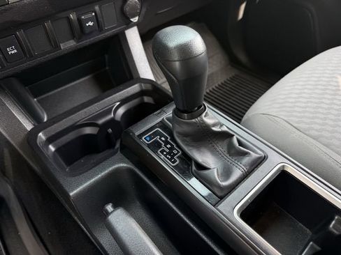 Used 2023 Toyota Tacoma SR AWD/4WD image 22