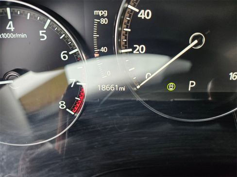 Used 2025 MAZDA MAZDA3 s image 19