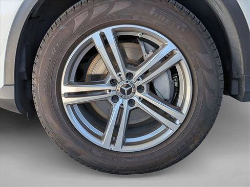 Certified 2022 Mercedes-Benz GLC 300 image 21