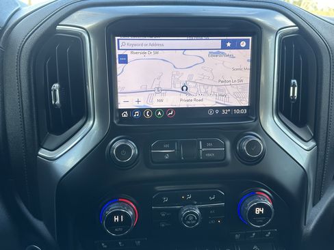 Used 2022 Chevrolet Silverado 3500 LTZ w/ LTZ Premium Package image 30