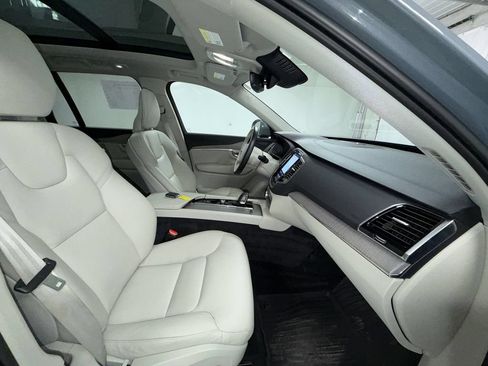 Used 2023 Volvo XC90 B6 Plus w/ Protection Package AWD/4WD image 18