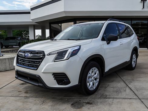 Used 2023 Subaru Forester AWD/4WD image 4