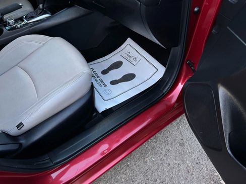 Used 2015 MAZDA MAZDA3 i Touring image 31