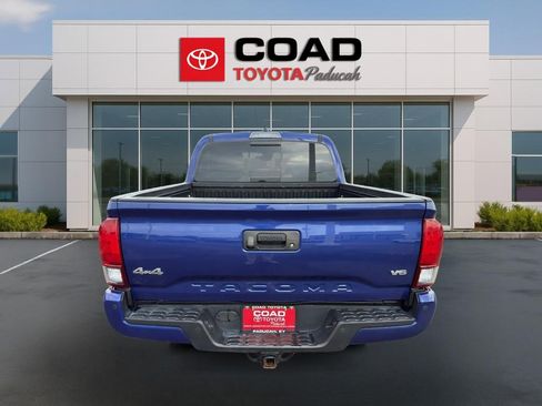 Used 2023 Toyota Tacoma SR5 AWD/4WD image 4