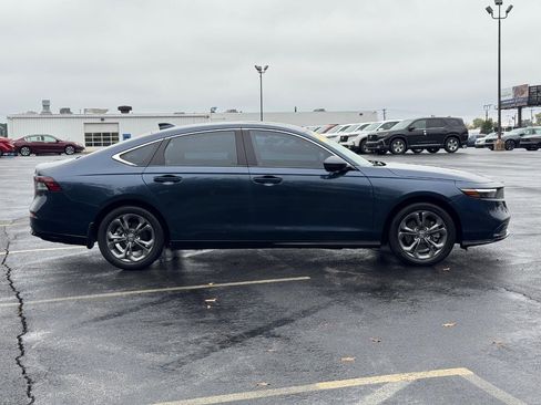 Used 2024 Honda Accord EX-L image 2