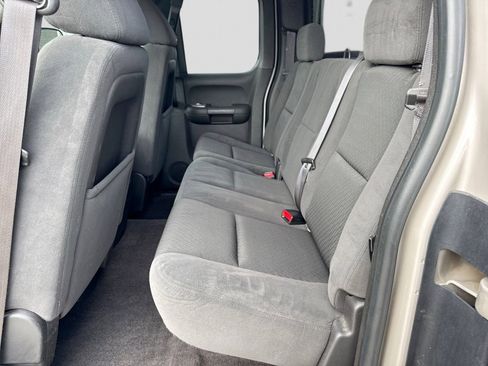 Used 2008 GMC Sierra 2500 4x4 Extended Cab image 4