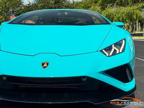 Used 2021 Lamborghini Huracan EVO RWD image 3