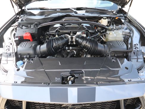 Used 2024 Ford Mustang GT Premium RWD image 10