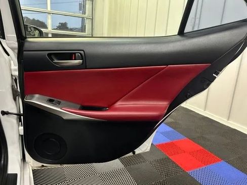 Used 2019 Lexus IS 300 F Sport AWD/4WD image 16