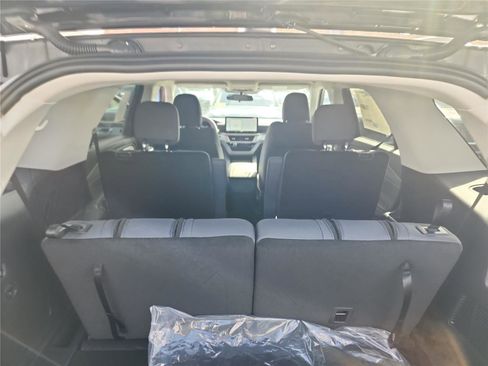 New 2026 Ford Explorer Active image 19