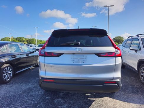 Used 2024 Honda CR-V EX-L image 4
